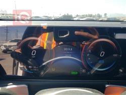 مرسيدس بنز EQB